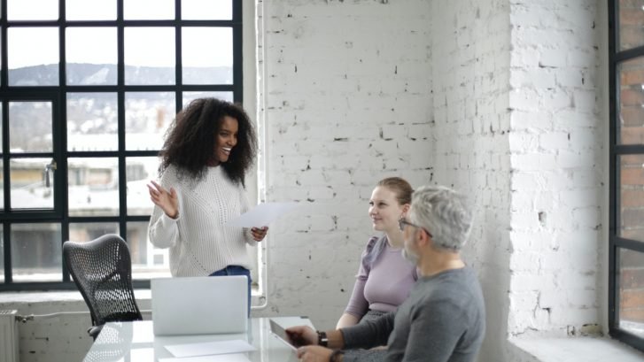 What are the benefits when you buy a franchise?